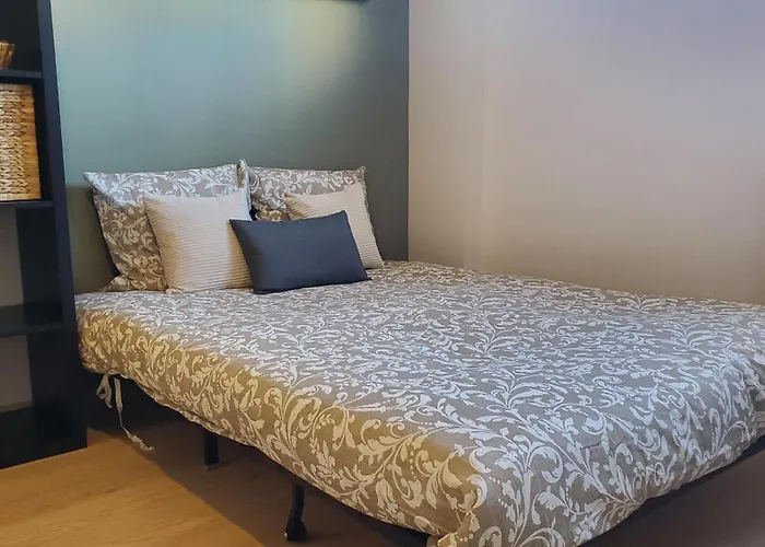 - Centre Апартаменты *